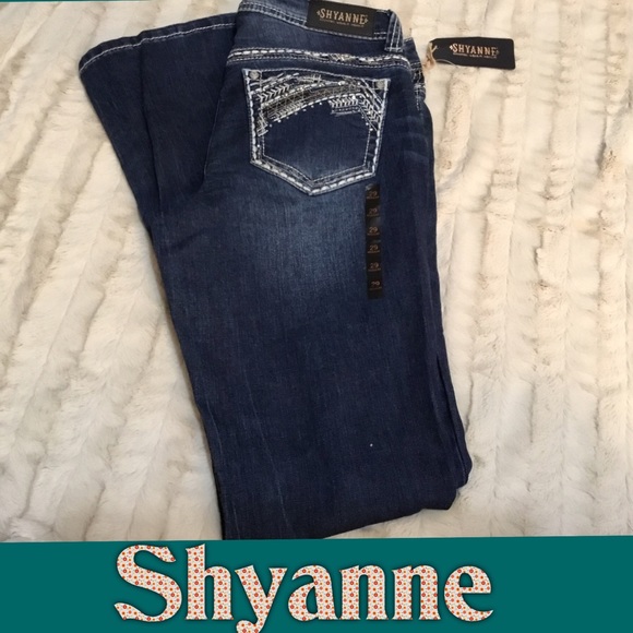 Shyanne Jeans - Picture 4 of 4